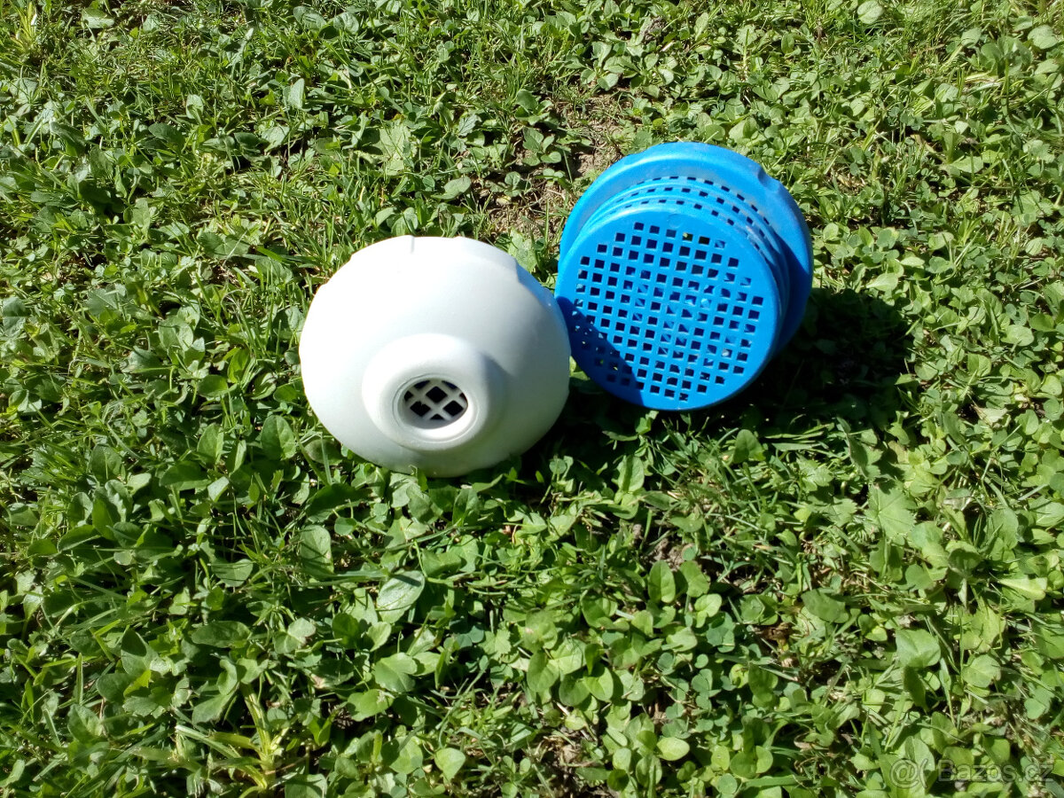 K bazénu 2 x čerpadlo, plovák, vstup a výstup pro čerpadlo - 9