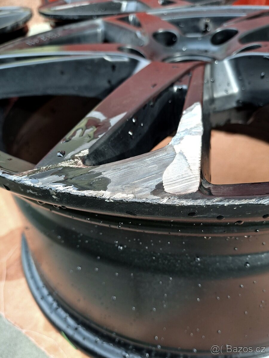 Sada alu disků 17" Carmani - 9