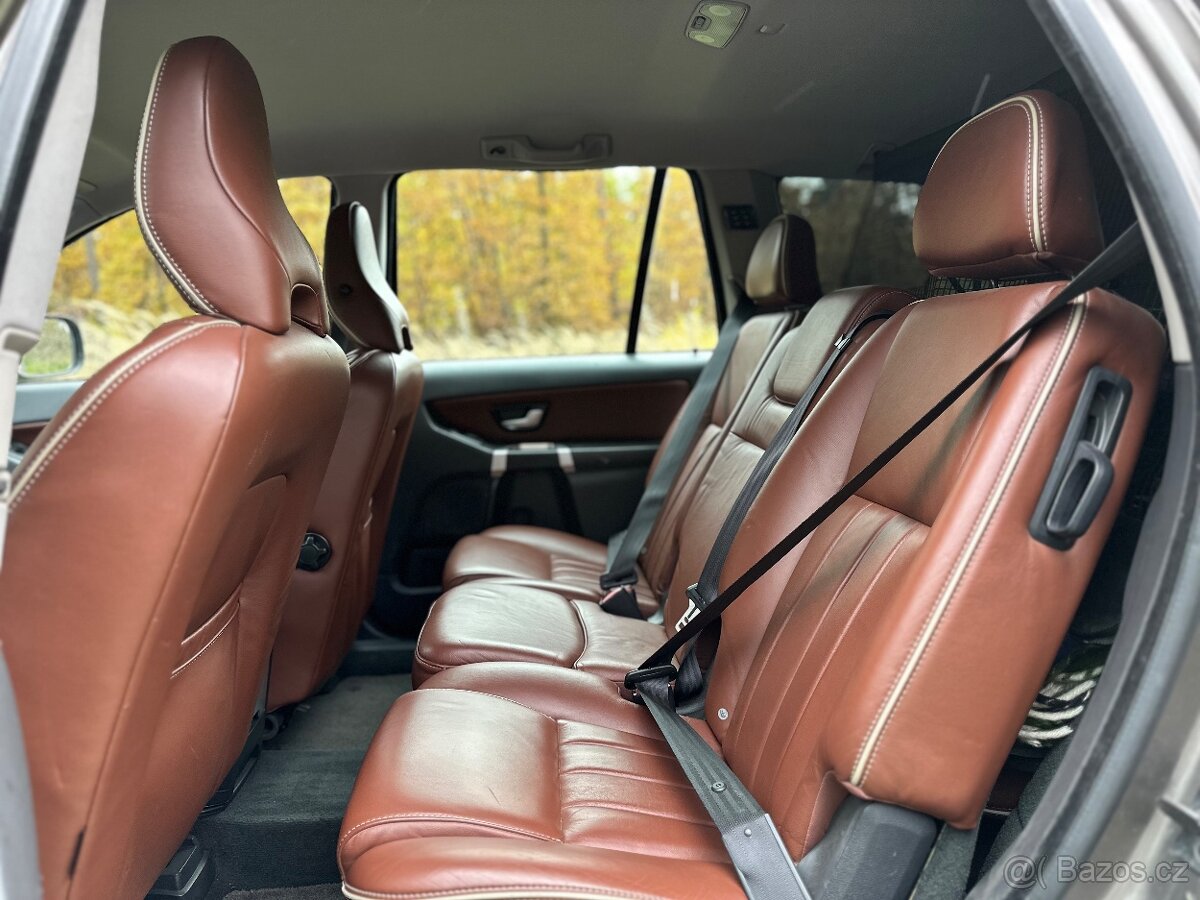 Volvo XC90 2,4 D5 AWD CZ 7 míst DPH - 9