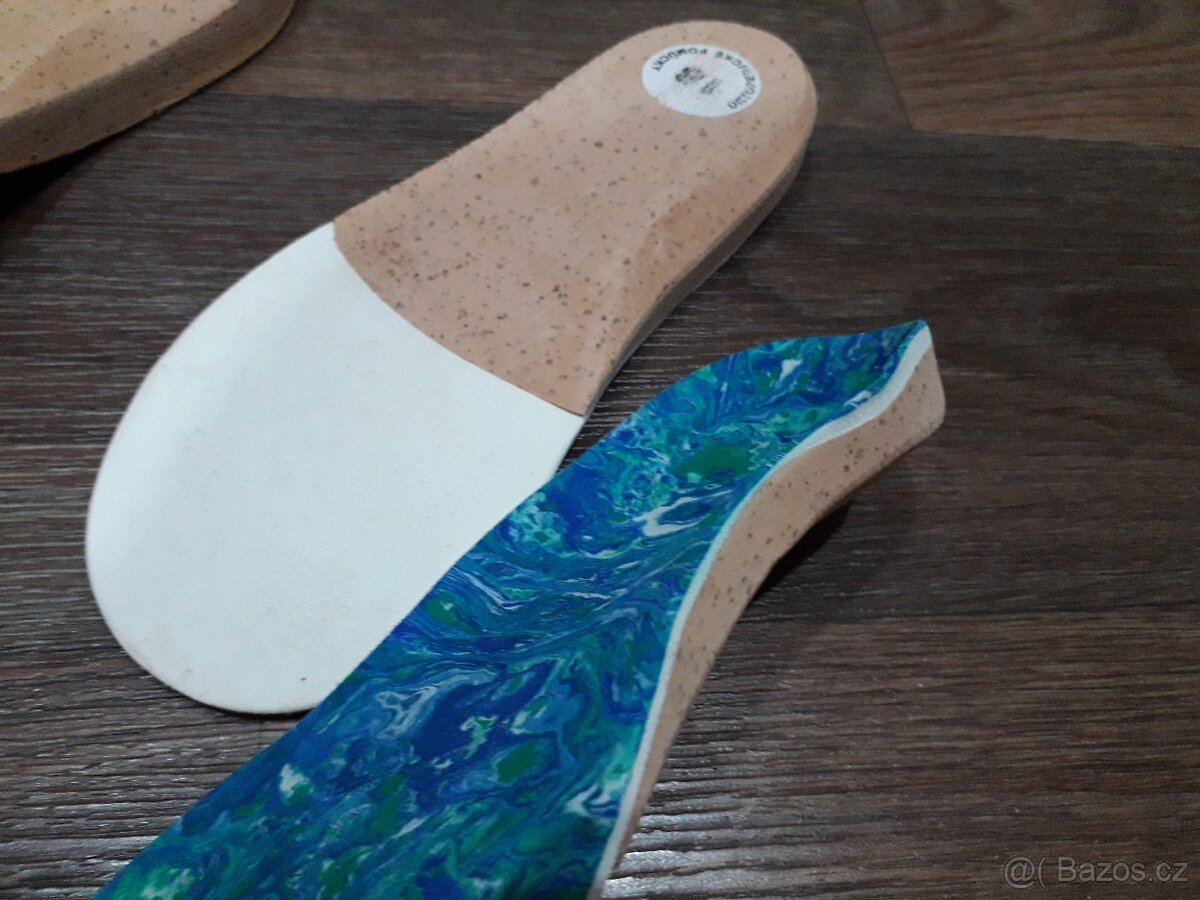 Ortopedické vložky do bot 2x dělka 18cm, 1x délka 17cm - 9