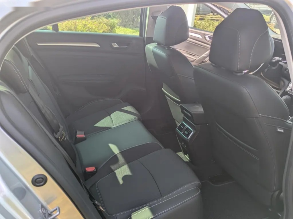 Renault Mégane, GrandCoupé techno TCe 140 EDC - 9