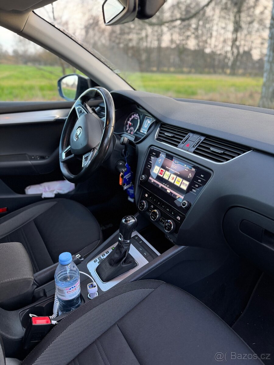 Škoda Octavia 1.6 TDi ambition - 9