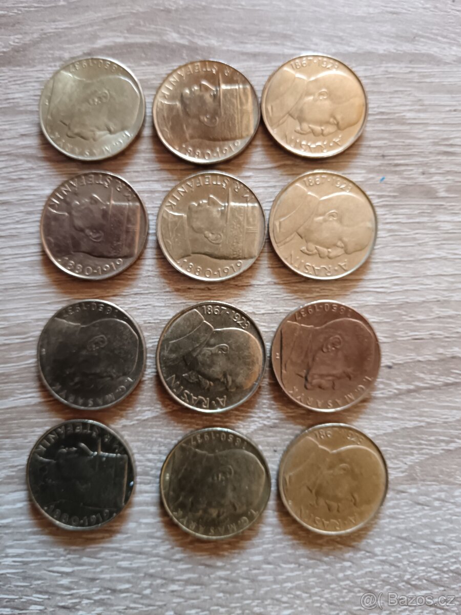 Pár bankovek a kovových mincí - 9