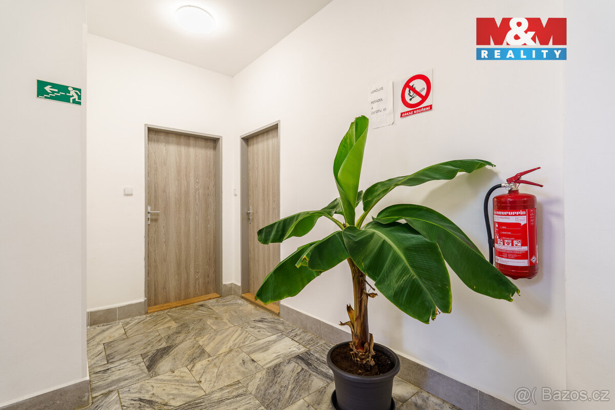 Prodej nájemního domu, 802 m², Sokolov, ul. Nádražní - 9