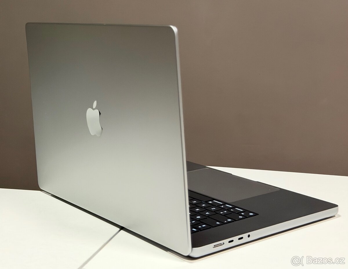 MacBook Pro 16” (2021) M1 Pro, 16 GB RAM, 512 GB SSD Záruka - 9
