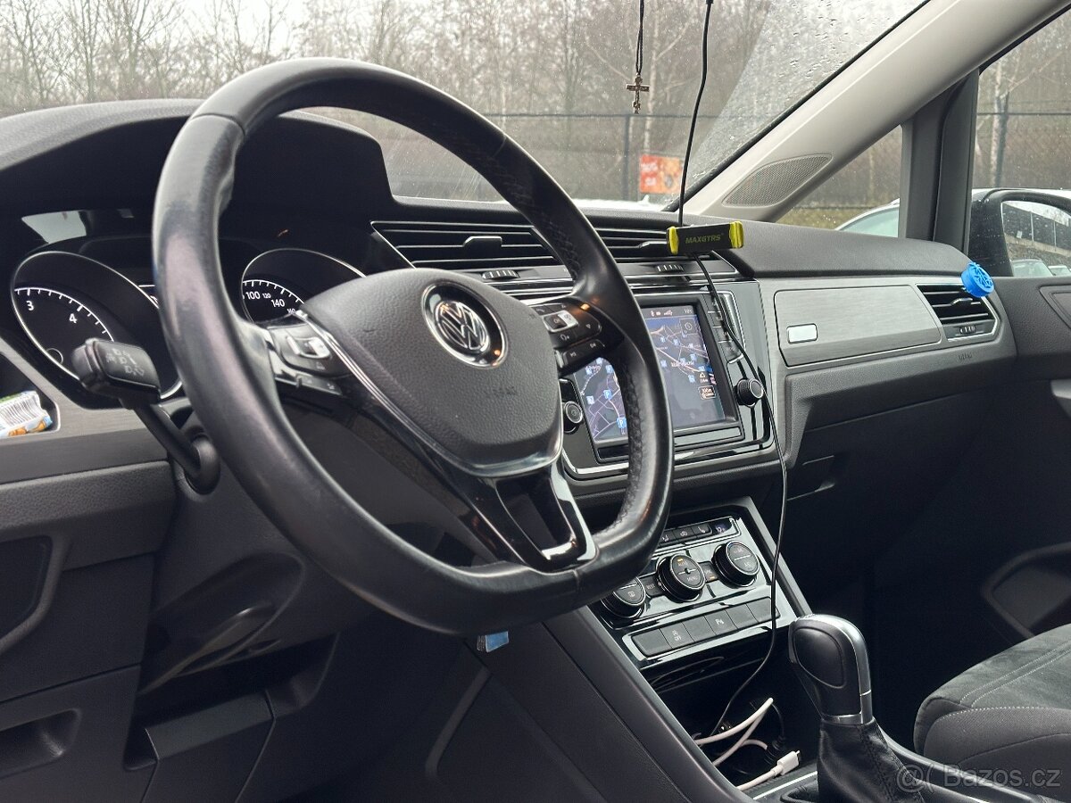 Volkswagen Touran 2016 - 9