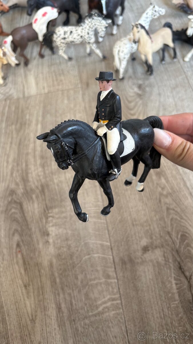 Koně a příslušenstvi schleich - 9