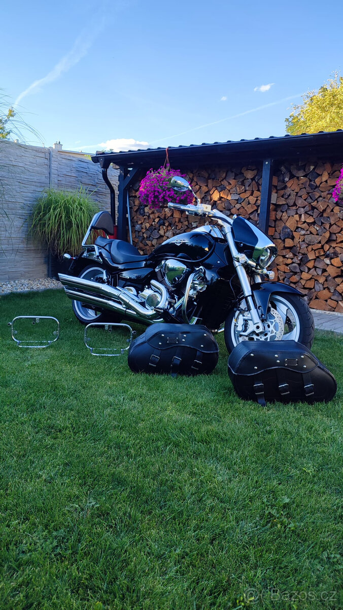 SUZUKI INTRUDER M1800R - 9