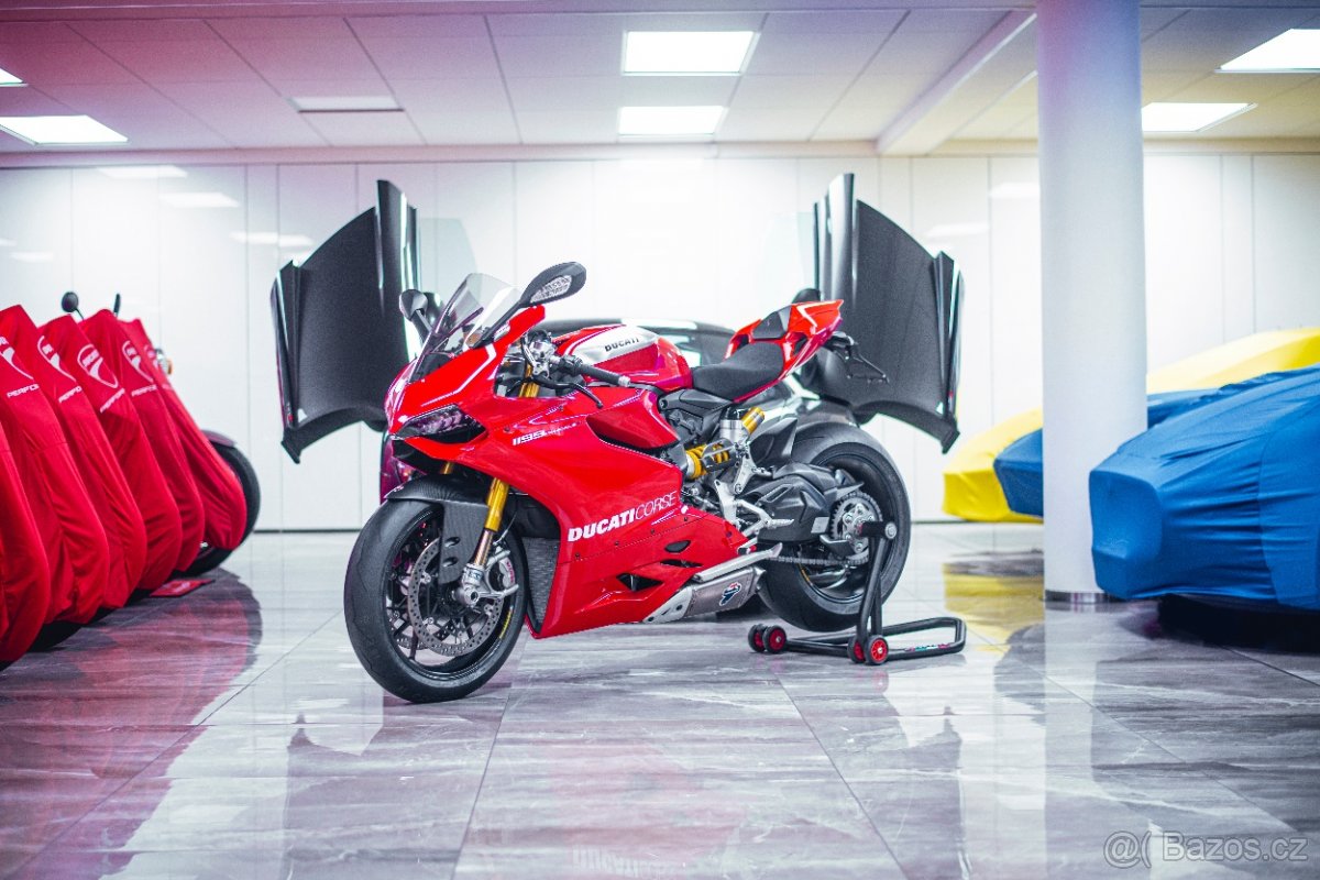 Ducati 1199 Panigale R 1 Majitel - 9