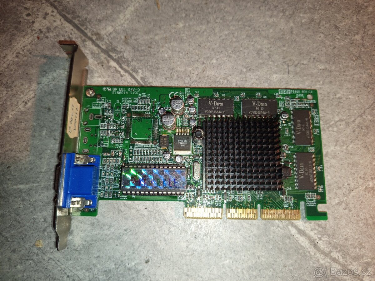 Grafické karty nVidia + ATI + Matrox - 9