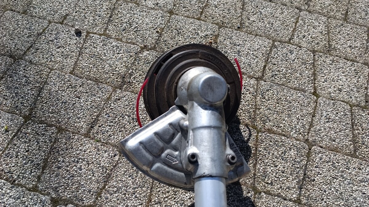 Benzínový křovinořez Husqvarna 545FX 545FXT 2,9 KM 2021 - 9