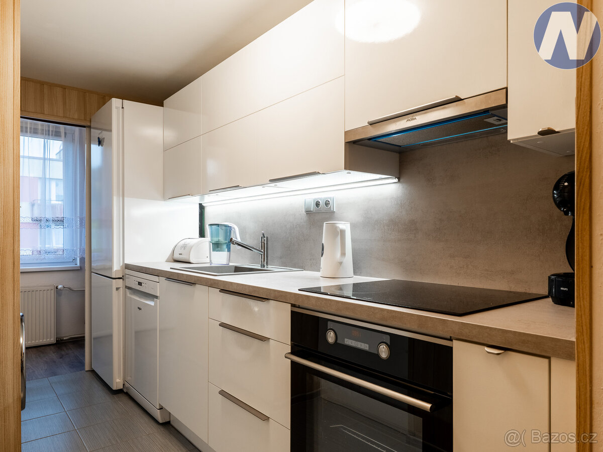 Byt 3+1 s balkonem, Prachatice - 9