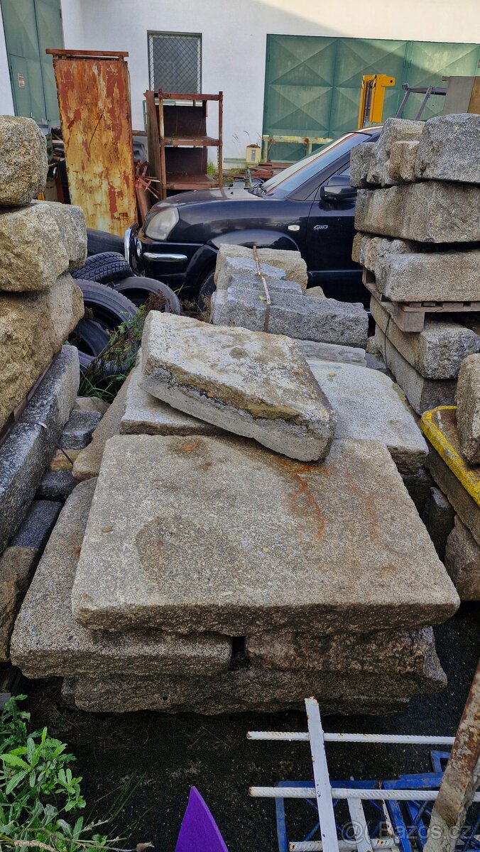 Žulové obruby a zápražáky (placáky) - 9