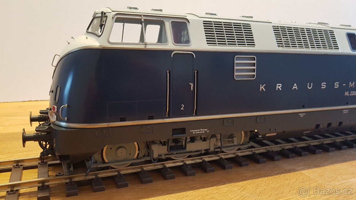 Dieselové lokomotivy KM1, rozchod 1, V300 ML2200C, limitovan - 9