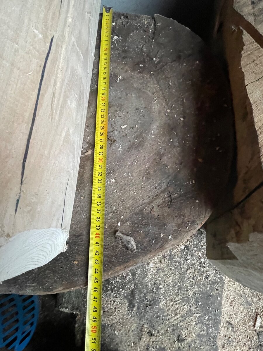 Prodám 2 ks masivních dřevěných špalků - 9