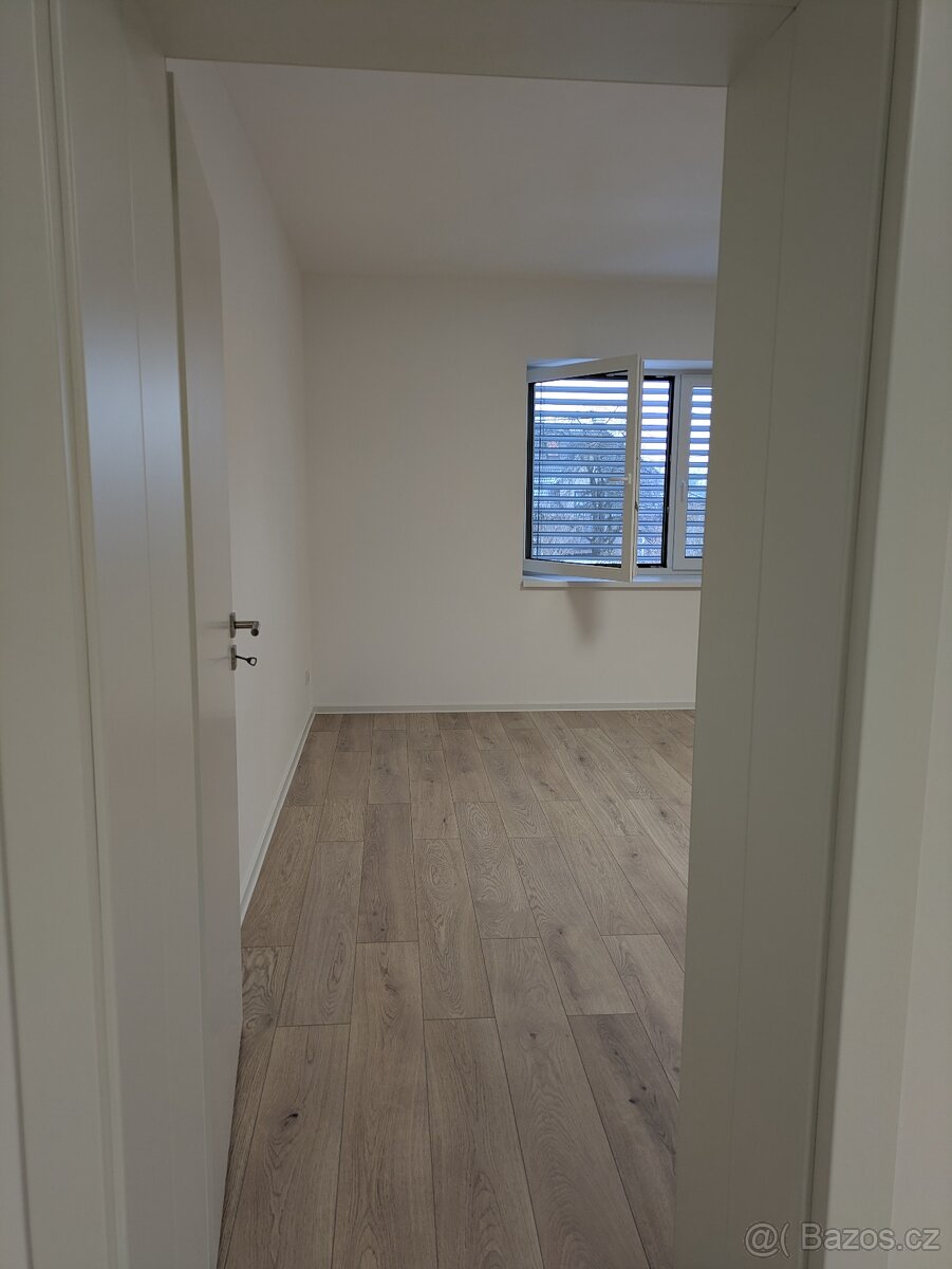 Byt k pronájmu 1+1 - 9