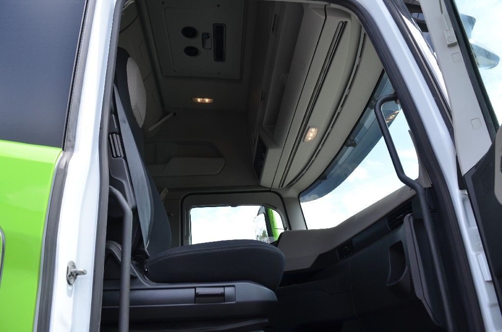 Tahač návěsů FORD F-MAX - 9