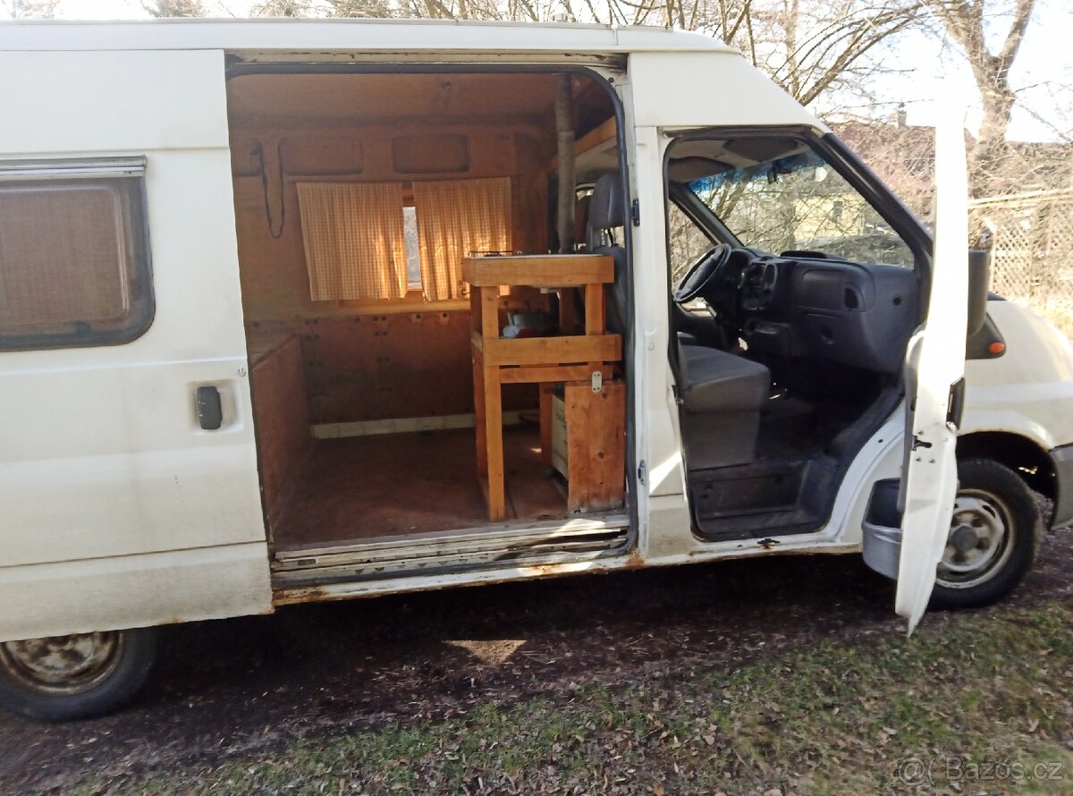 Ford Transit - 9