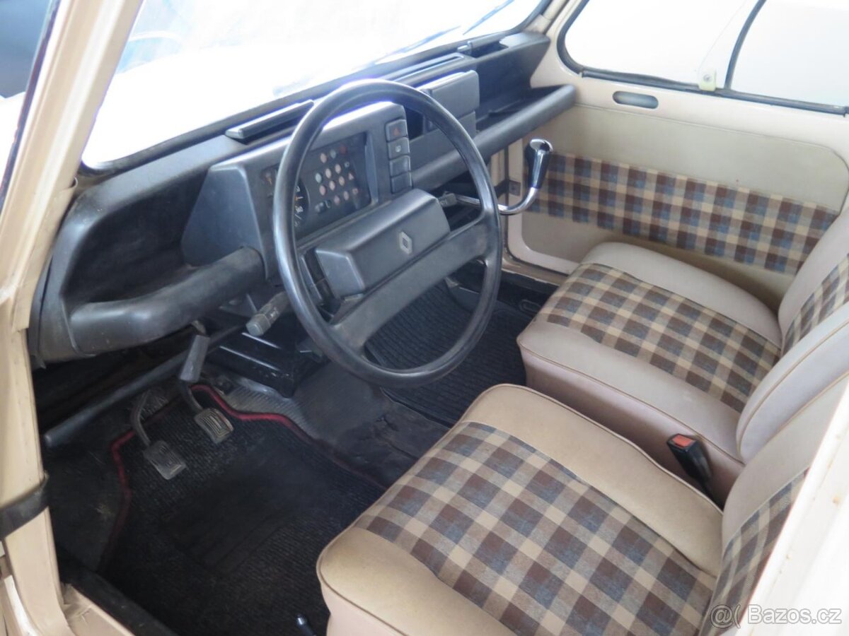 Renault R4 TL zachovalý stav - 9