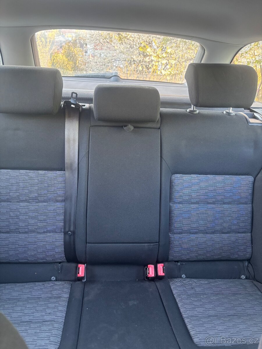 Škoda octavia combi 1.6 TDI - 9