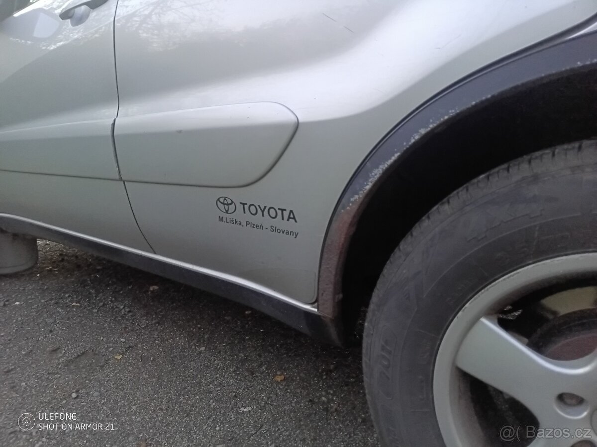 Toyota RAV4 - 2,0 110kw - benzín - 9