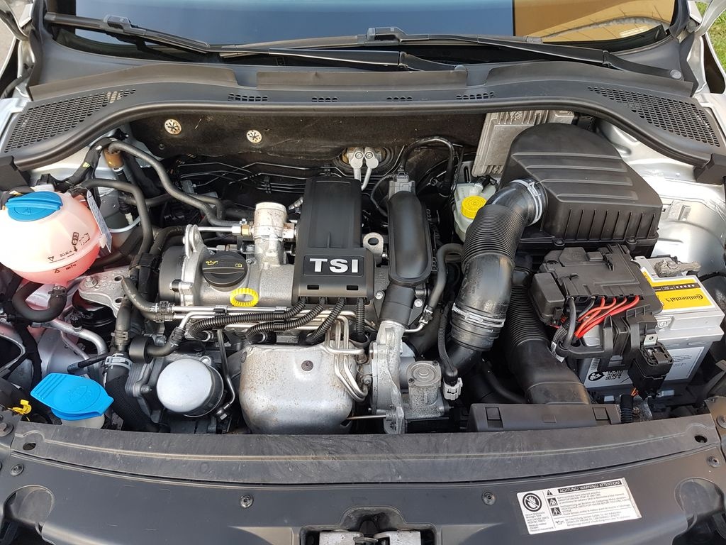 Škoda Rapid Spaceback stříbrný, 1,2 TSi 77 kW - ND z vozu - 9