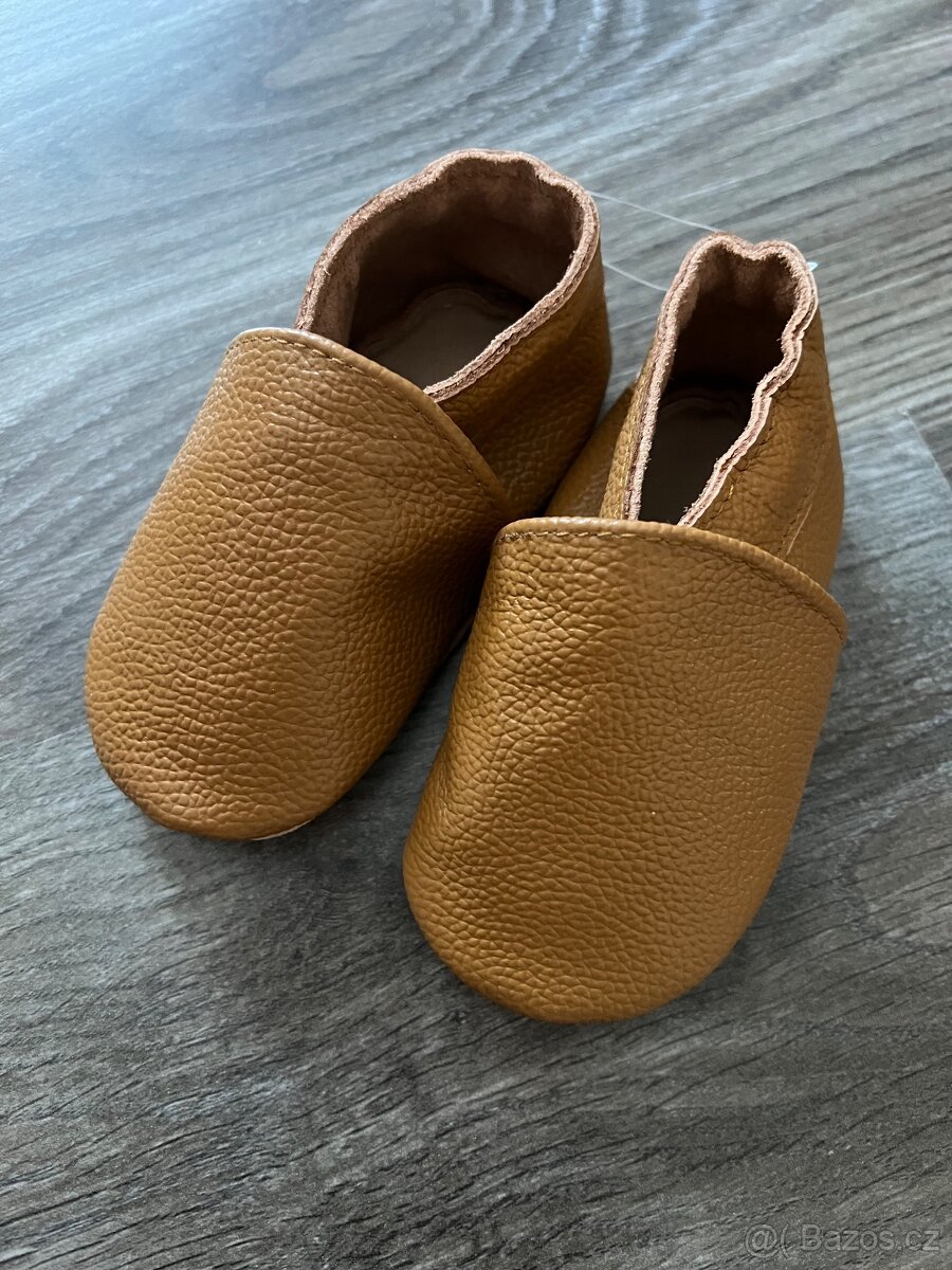 Nové Dětské kožené capáčky / boty pro miminko nazouvací - 9