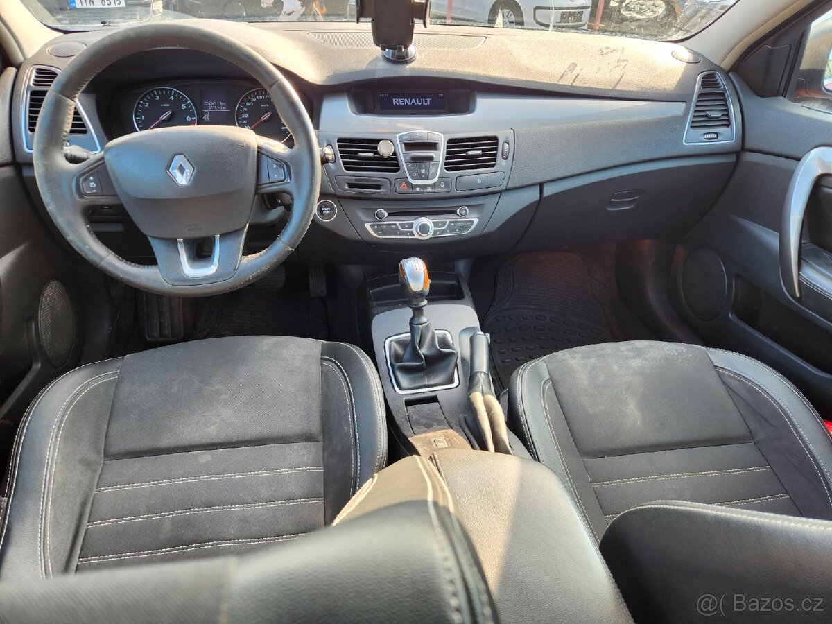 Renault Laguna 2.0 i 103 kW - 9