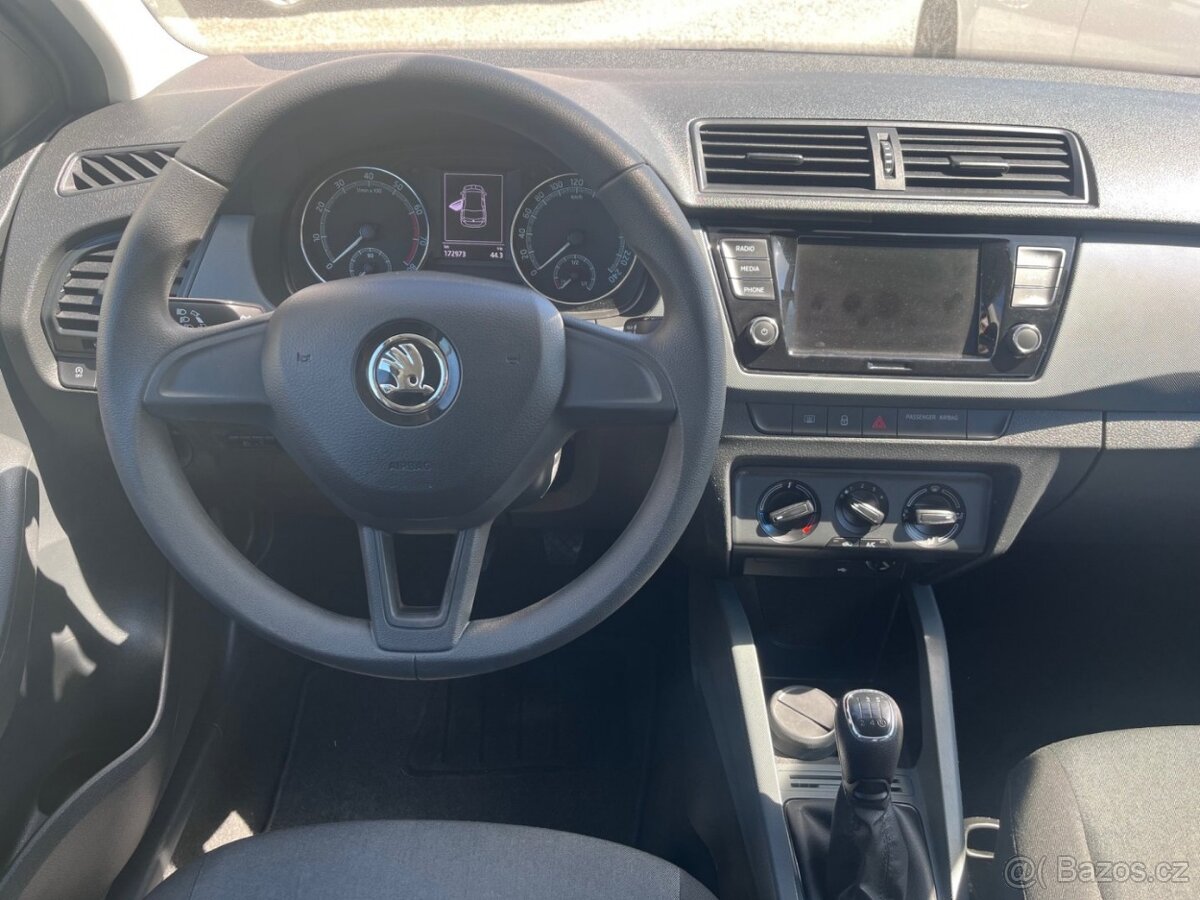 ŠKODA FABIA 1,0 MPi - 9