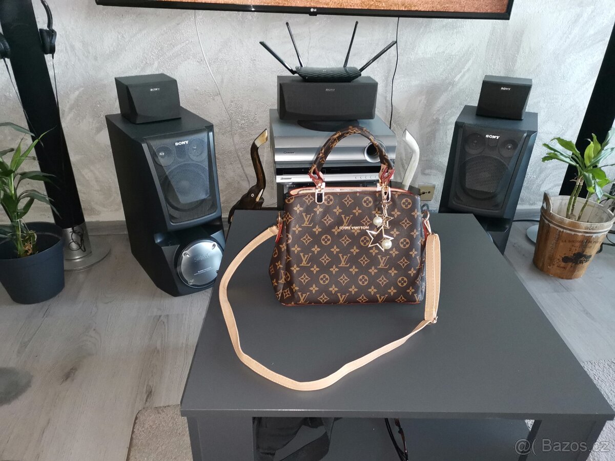 Prodám novou kabelku zn.Louis Vuitton - 9