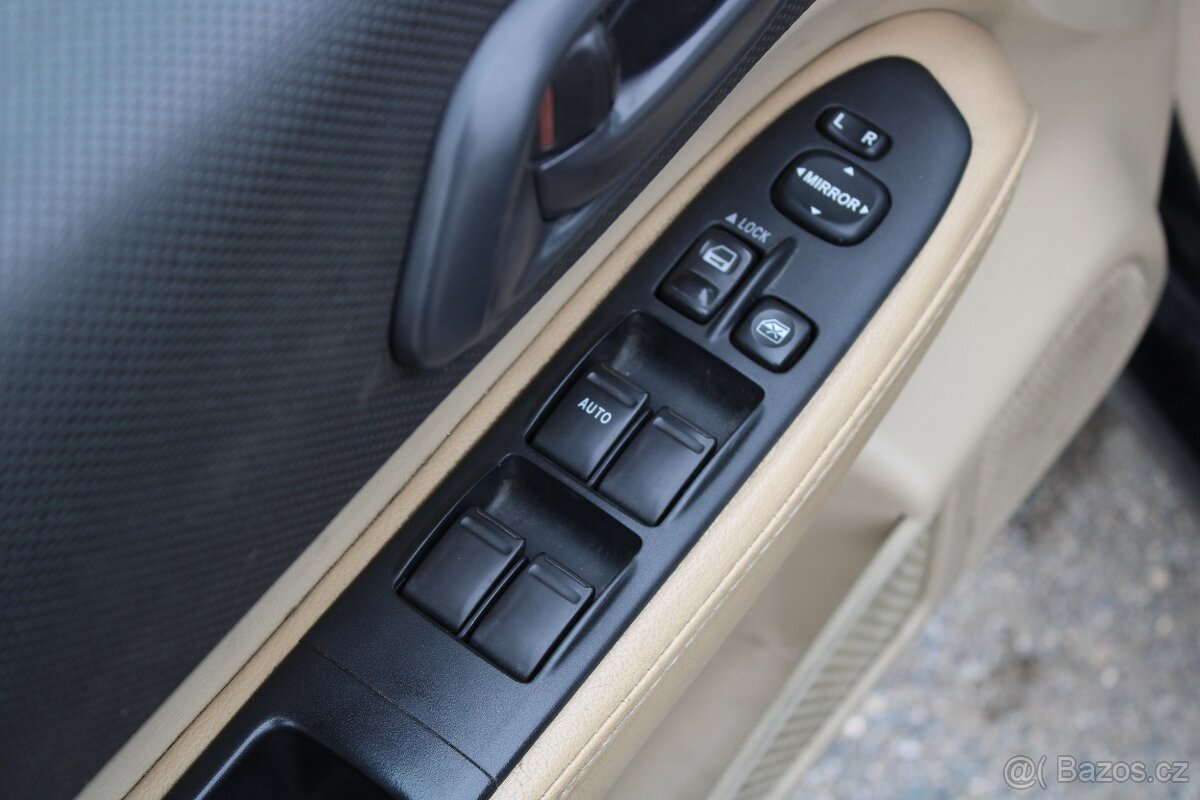 Subaru Forester, 2,5i 129KW, 4 x 4, STK 9/2026, r.v. 2006 - 9