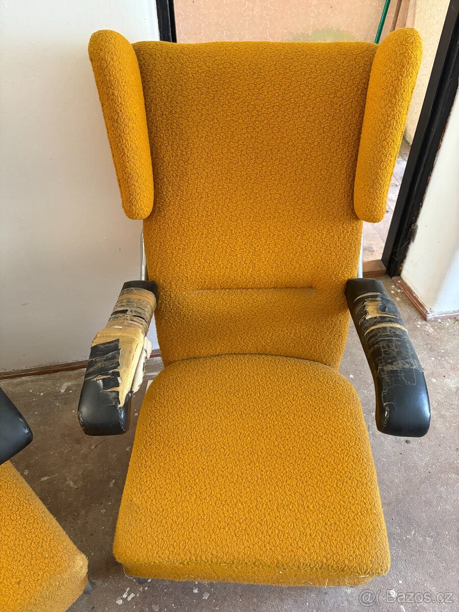 Chromová křesla k renovaci - 9