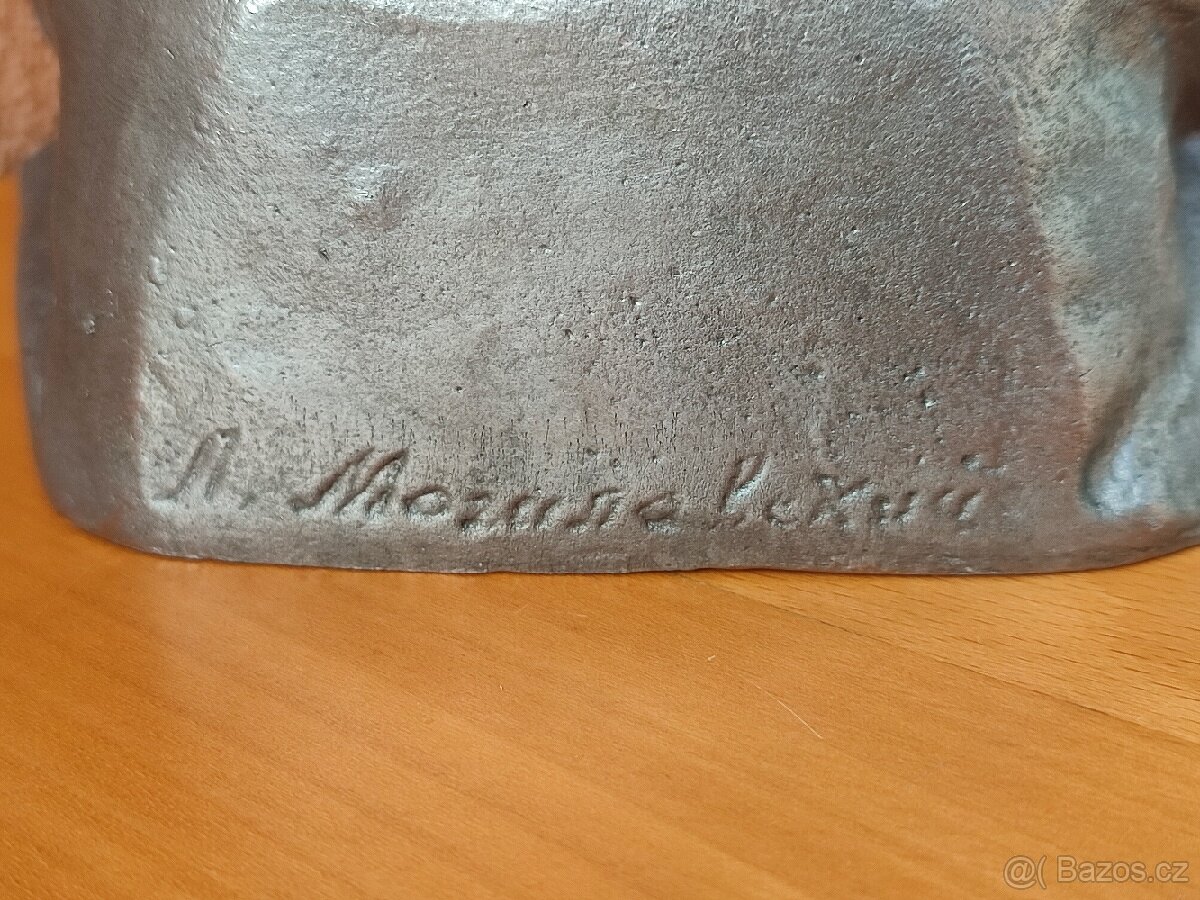 STAROŽITNÁ KOVOVÁ SOCHA.KARL MARX. - 9