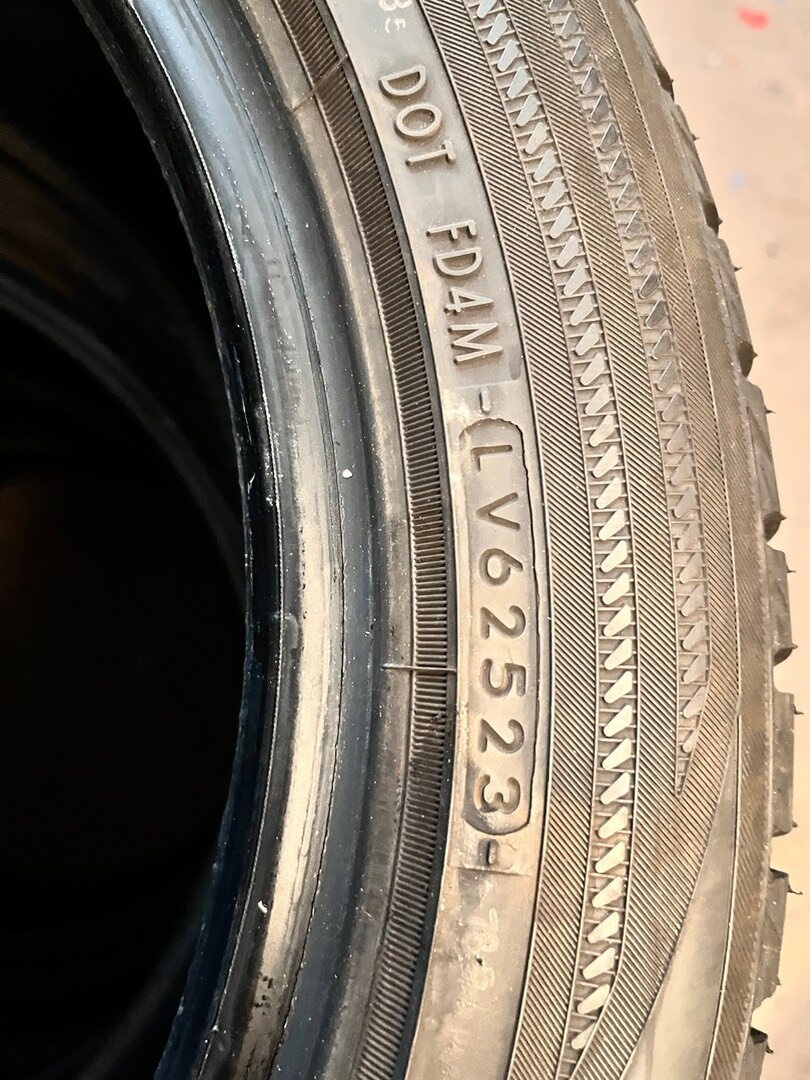 215/50 R17 95V zimní Yokohama - téměř nové - DOT 2023 - 9