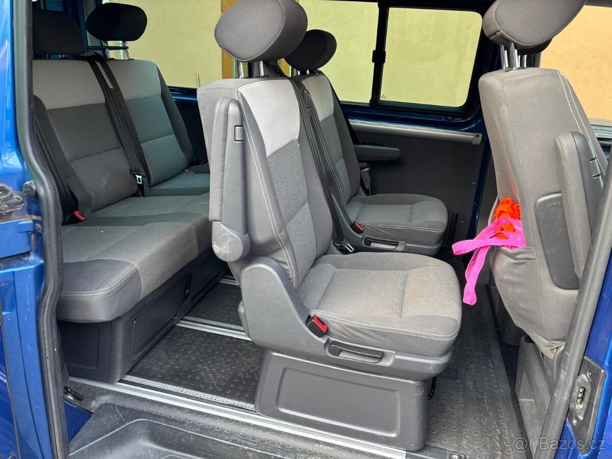Prodám VW Multivan T5, 2.5TDi 96KW, rok 2008 - 9