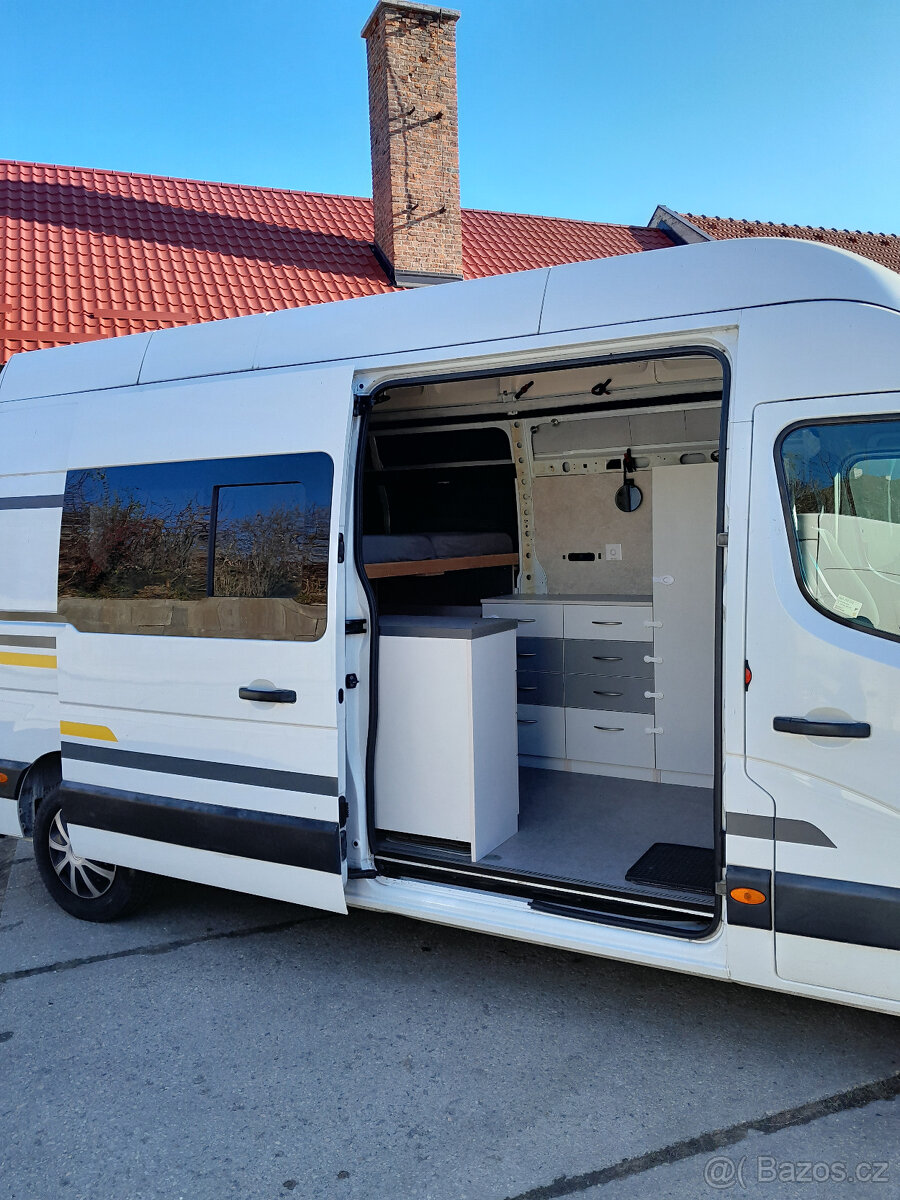 RENAULT MASTER 2,3 DCi - L3,H3 -obytný - 9