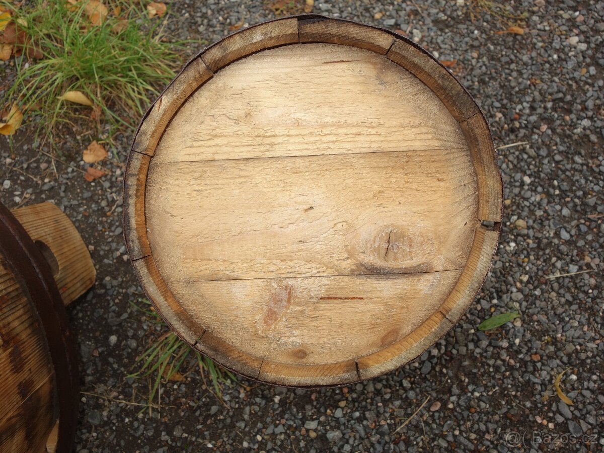 Velké vědro, putna, soudek - 9