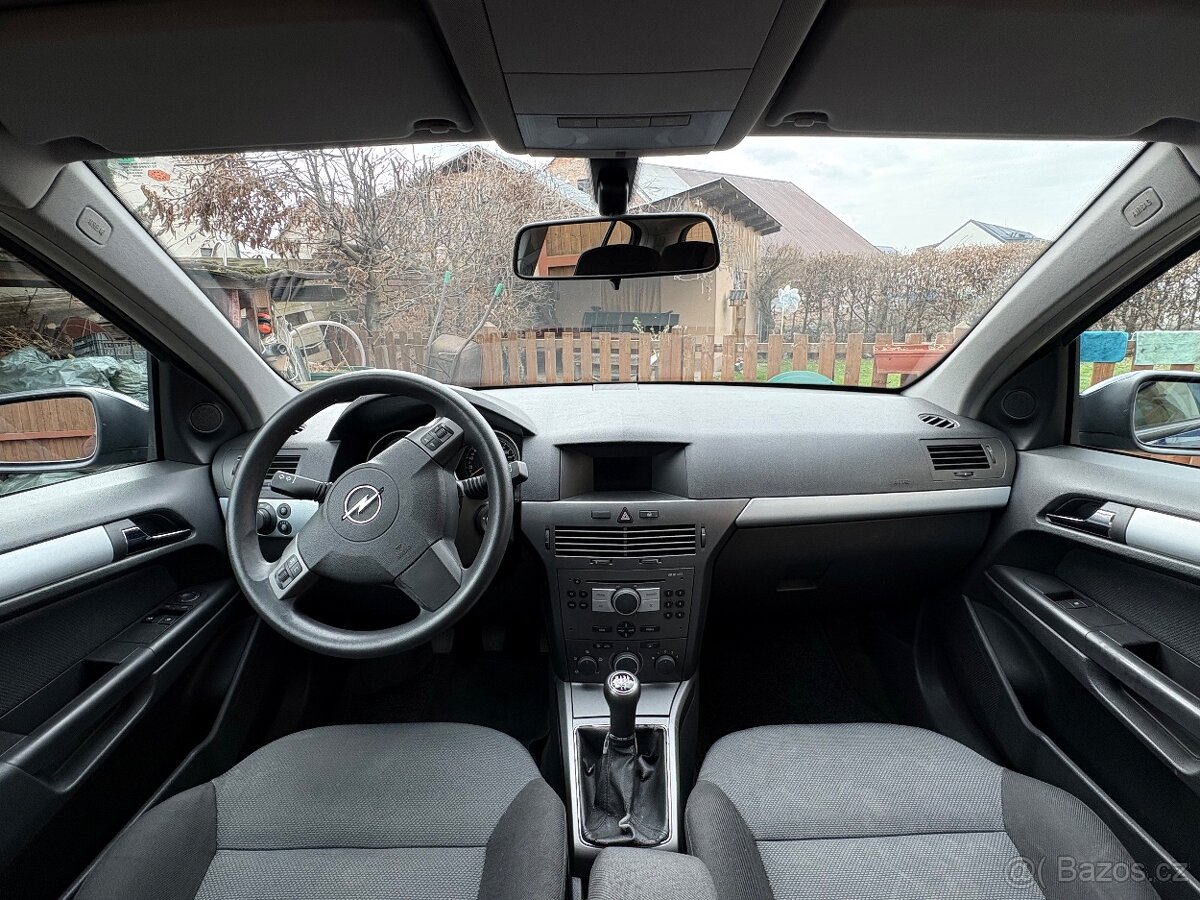 Opel Astra H, benzin 1.4, r.2004 - 9