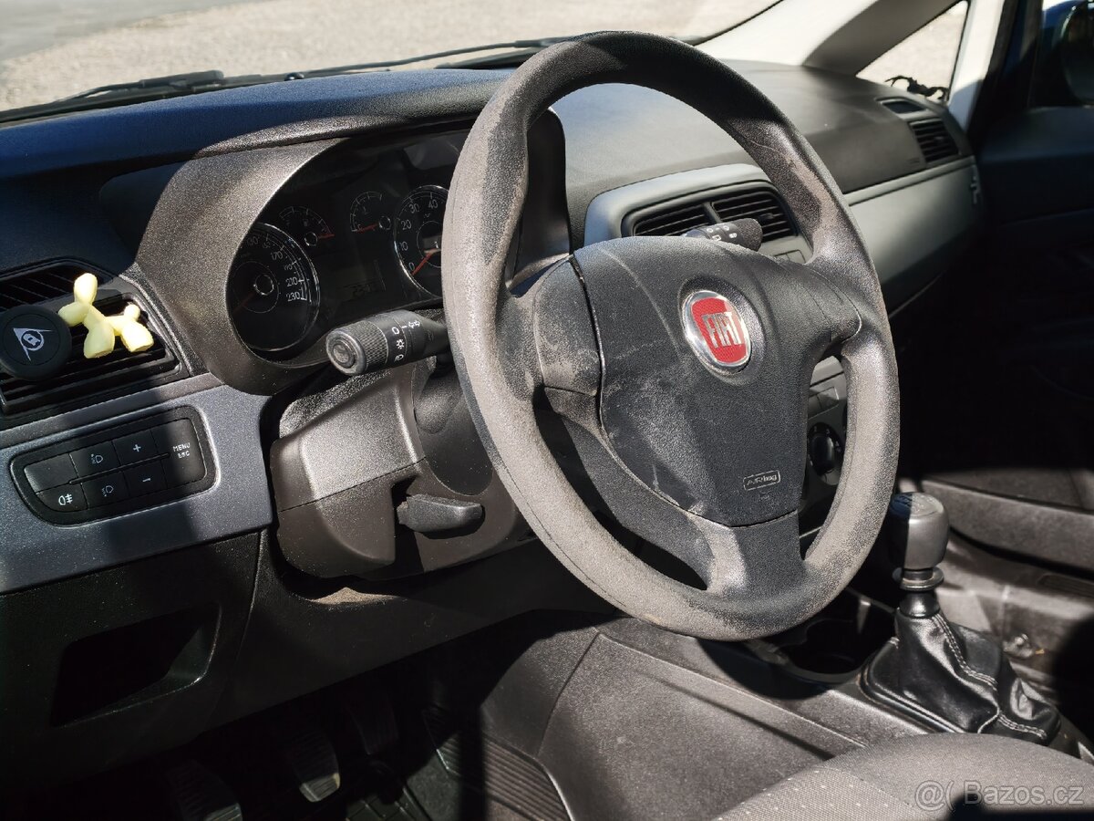 Fiat Grande Punto 1.2 benzín 2009 - 9