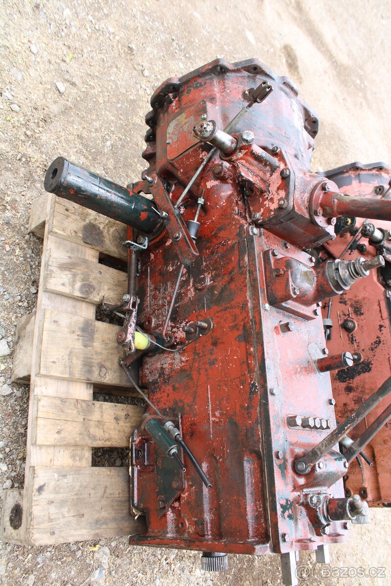 Zetor 7011 7045 převodovka - 9