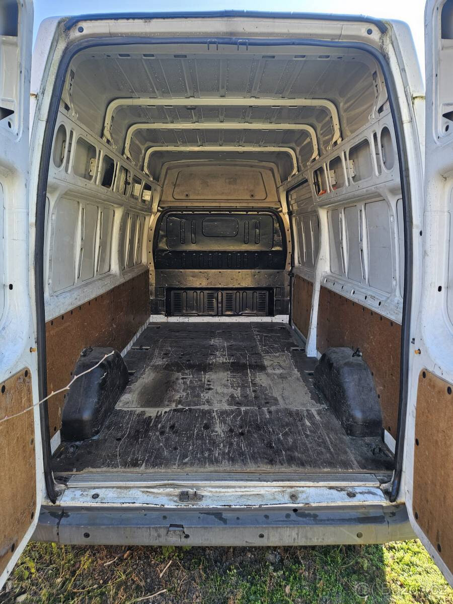 Ford Transit 350L, 2,2 TDCi - 9