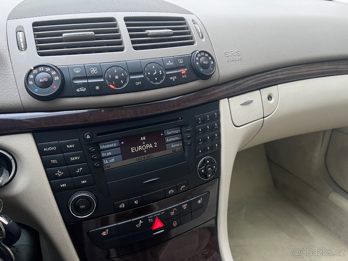 MERCEDES E200CDI 2006 - 9