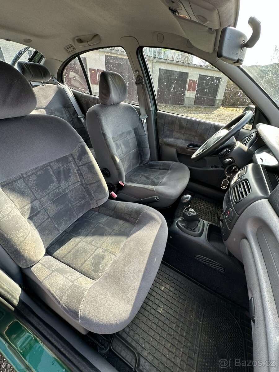 RENAULT MEGANE 1.9 DCI - 9