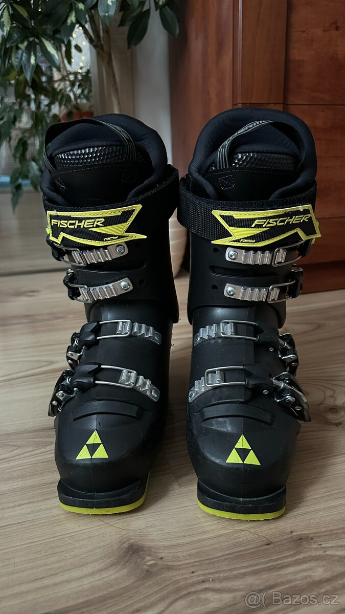 Prodám Fisher sjezdové boty juniorské 23,5 cm - 9