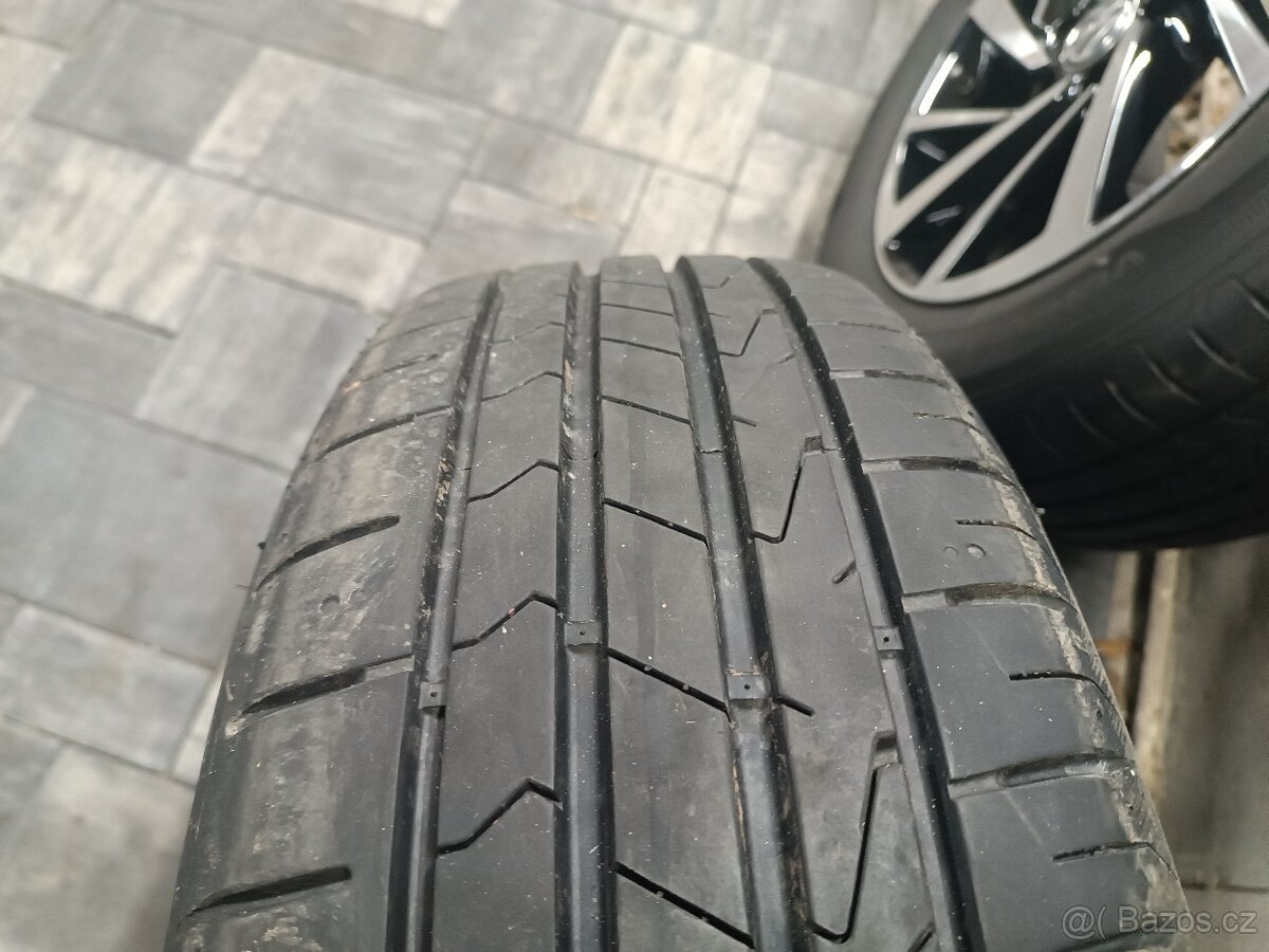 AL Kola VW Tiguan - 9