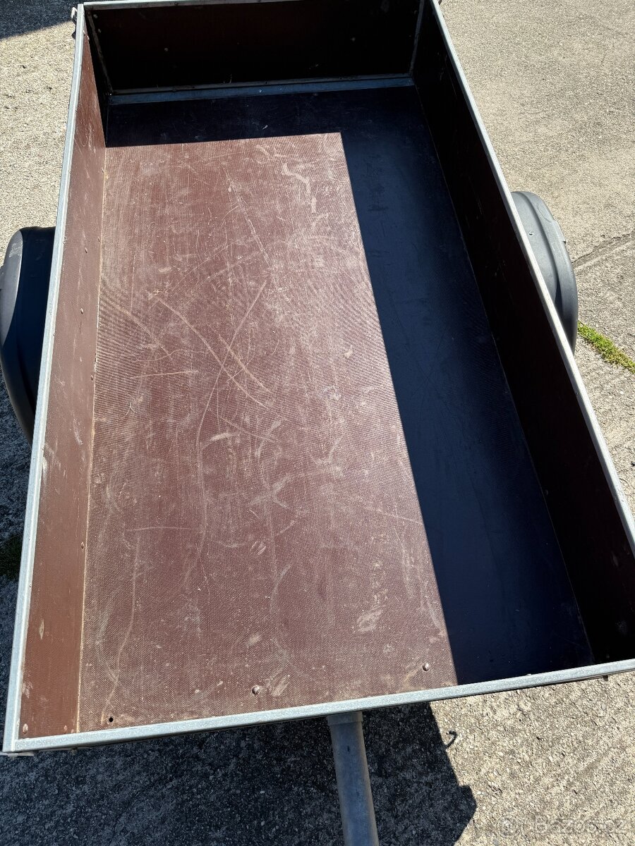 Přívěsný vozík - 9