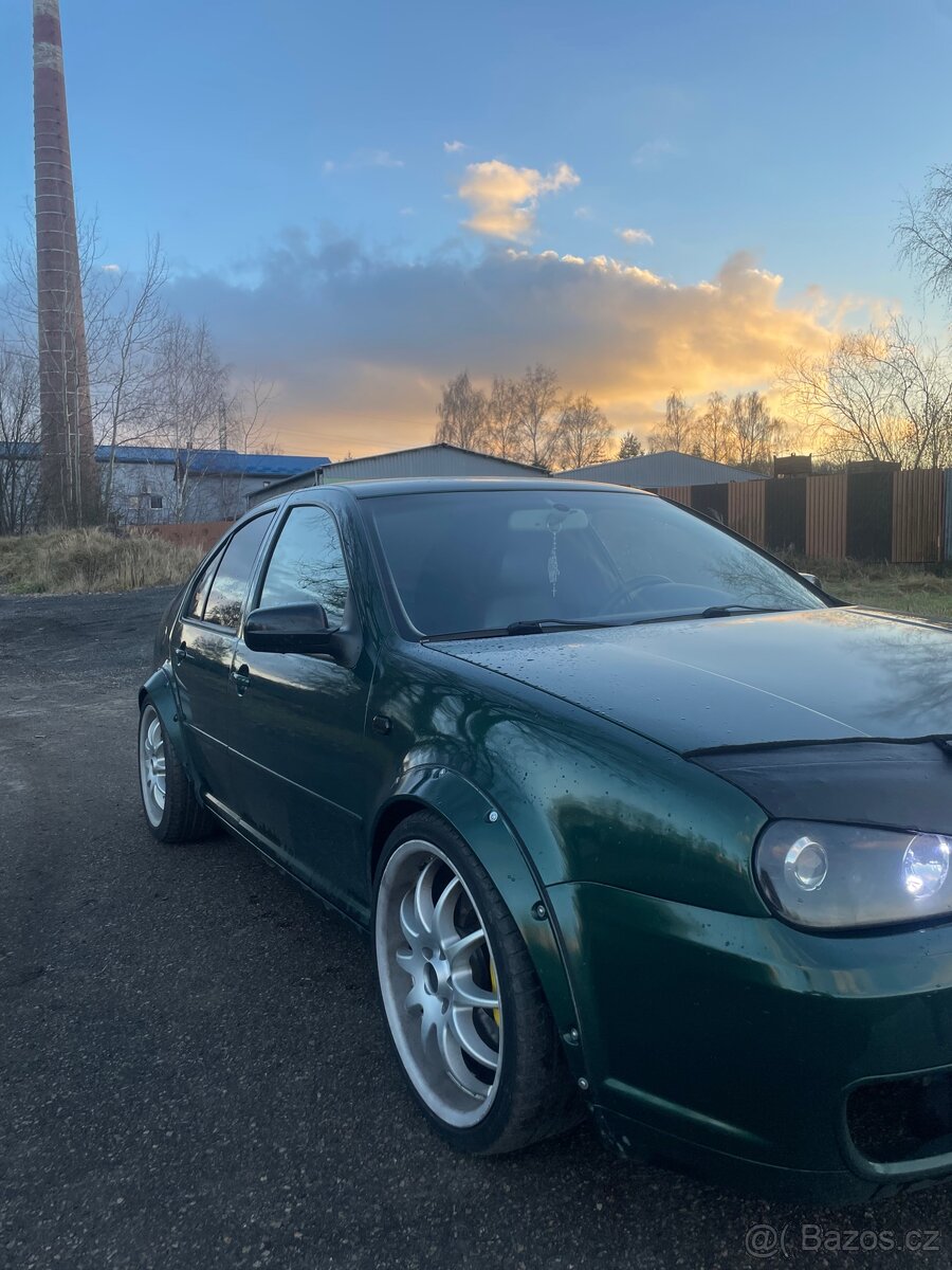 Wv Bora 2.3 vr5 110kw manuál - 9