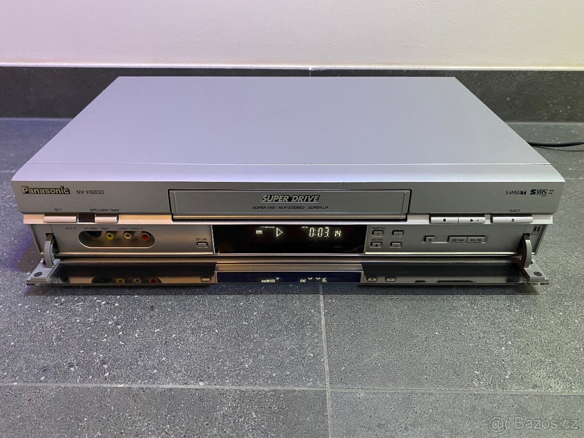 S-VHS-ET videorekordér Panasonic NV-HS830 v TOP stavu - 9