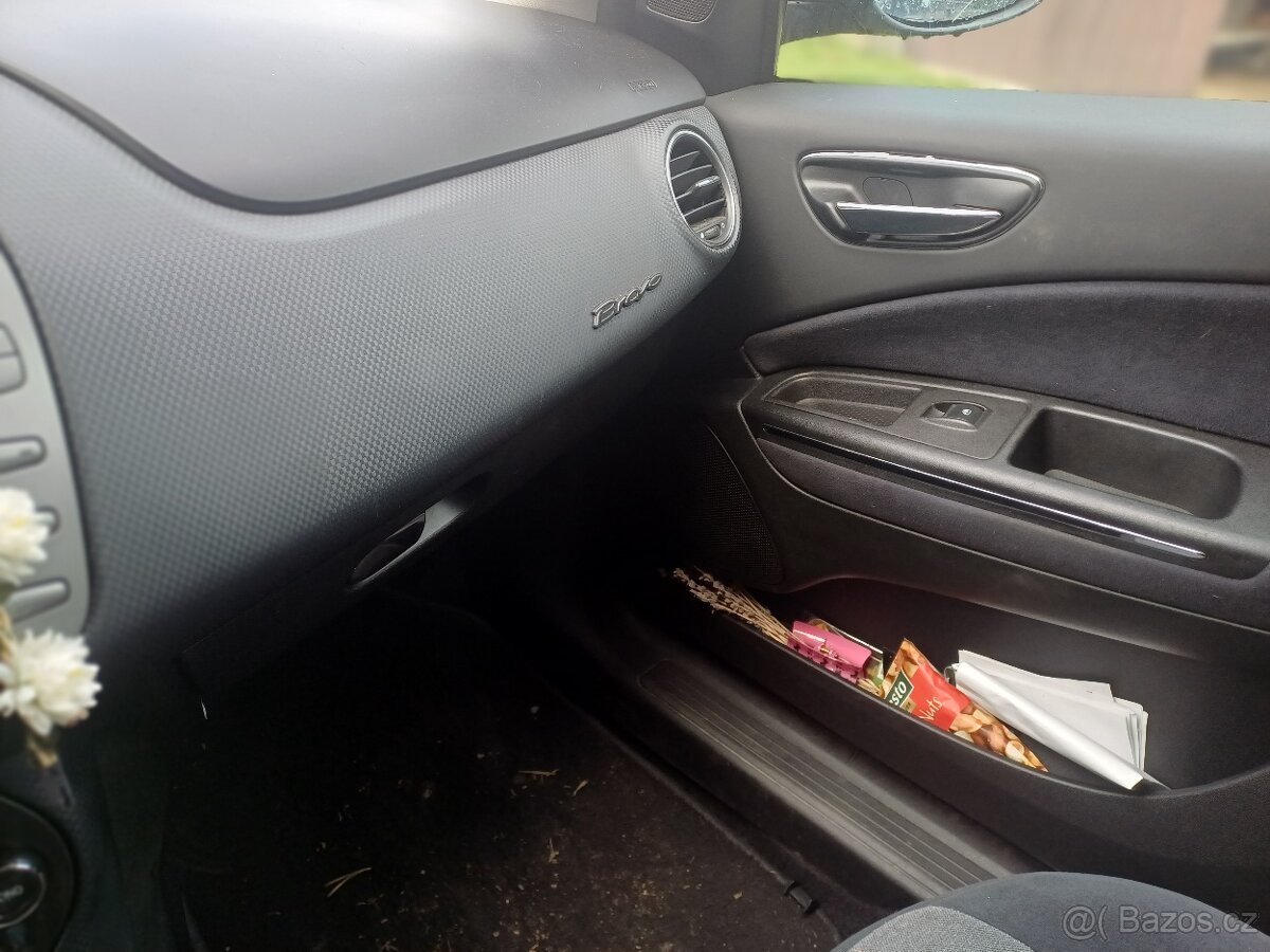 Fiat Bravo 1.6 JTDm - 9