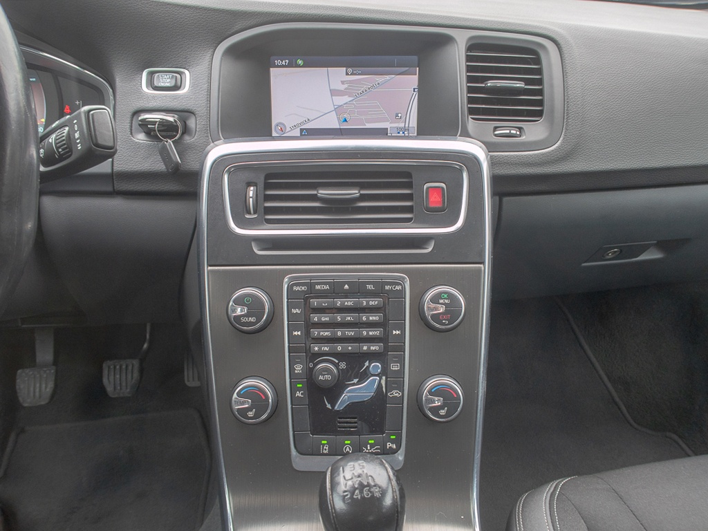 Volvo S60 ČR 2.4D5 169KW POLESTAR - 9